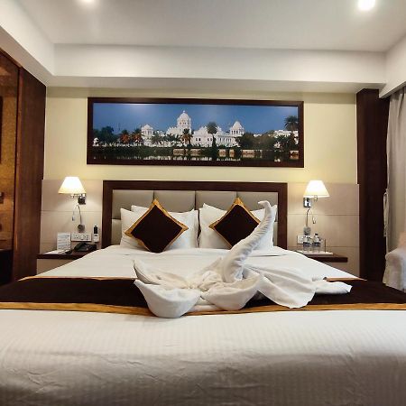 Hotel Rimi International 阿加尔塔拉 外观 照片