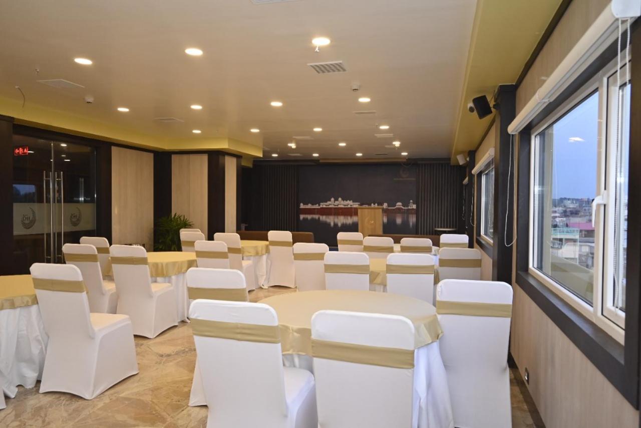 Hotel Rimi International 阿加尔塔拉 外观 照片