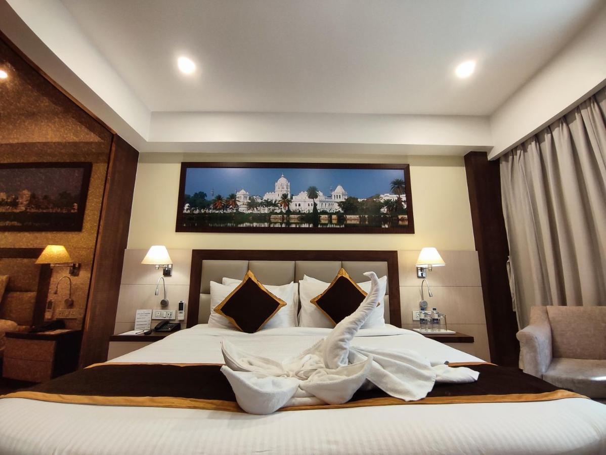 Hotel Rimi International 阿加尔塔拉 外观 照片