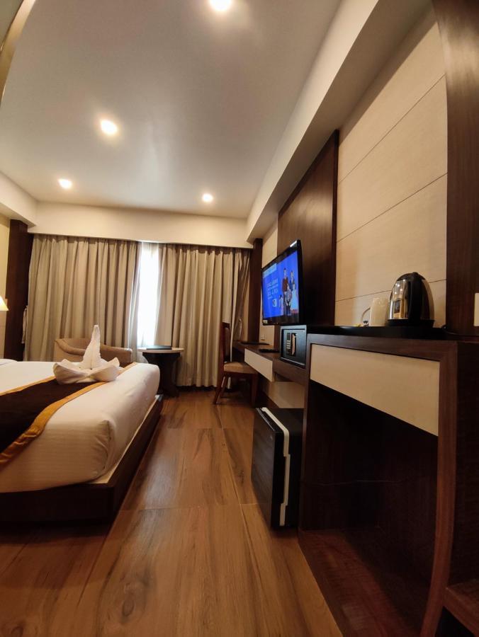 Hotel Rimi International 阿加尔塔拉 外观 照片