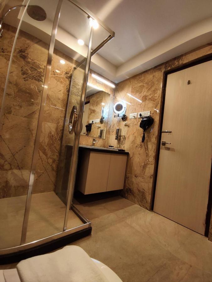 Hotel Rimi International 阿加尔塔拉 外观 照片